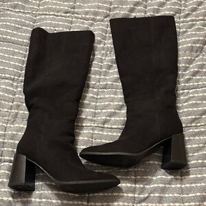 Elegant Black Knee-High Boots